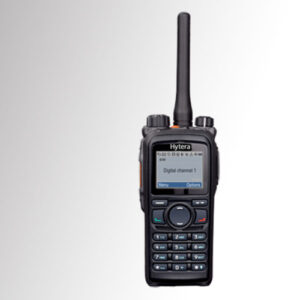 Radio Portátil Digital Profesional PD786G Pantalla GPS