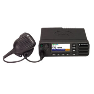 Radio Móvil de dos vías MOTOTRBO DGM8500e 45W WIFI Pantalla Alfanumerica