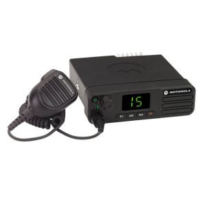 Radio Móvil de dos vías MOTOTRBO DGM5000e 45W WIFI Pantalla numerica